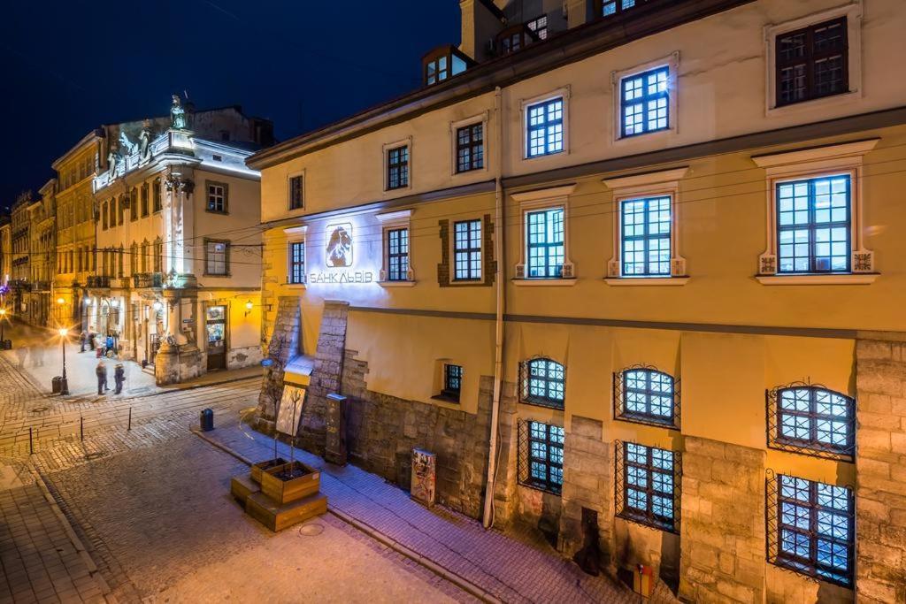 Lviv Apartments Esterno foto